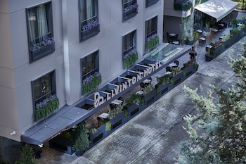 livinton hotel