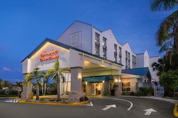 hampton inn and suites ft lauderdale arpt south cruise port