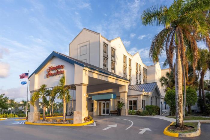 hampton inn and suites ft lauderdale arpt south cruise port