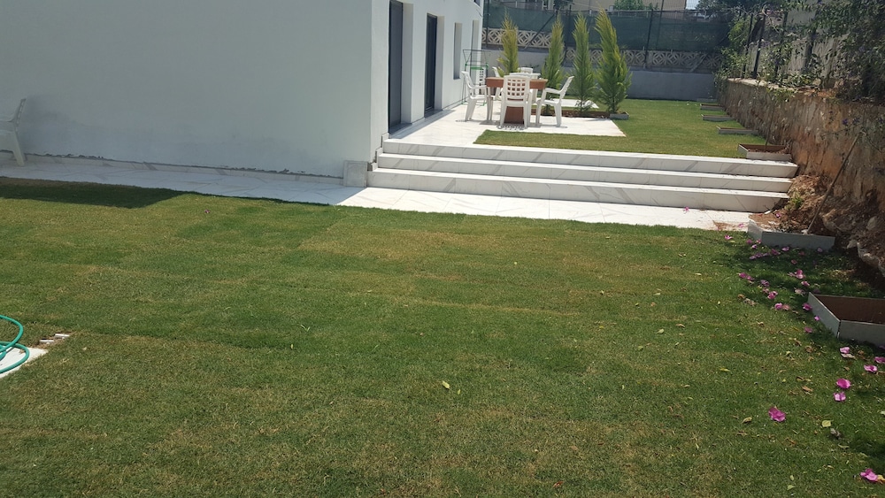 cesme holiday homes
