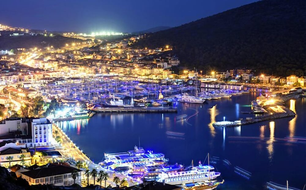 cesme holiday homes