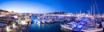 cesme holiday homes
