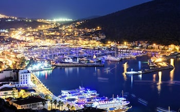 cesme holiday homes