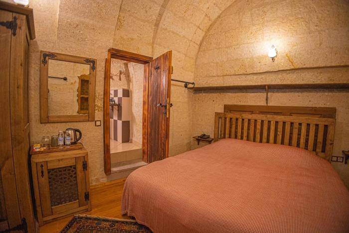 pietra cave suites