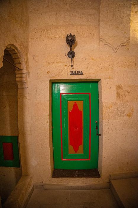 pietra cave suites