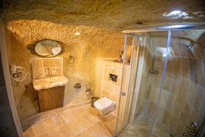 pietra cave suites