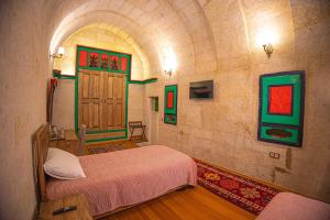 pietra cave suites