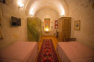 pietra cave suites