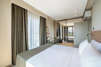 the casa letstay suites