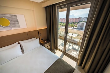 the casa letstay suites