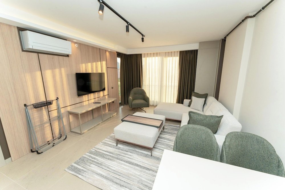 the casa letstay suites