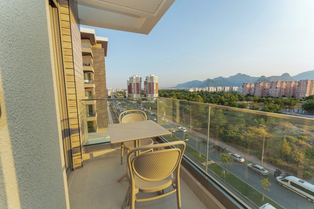 the casa letstay suites