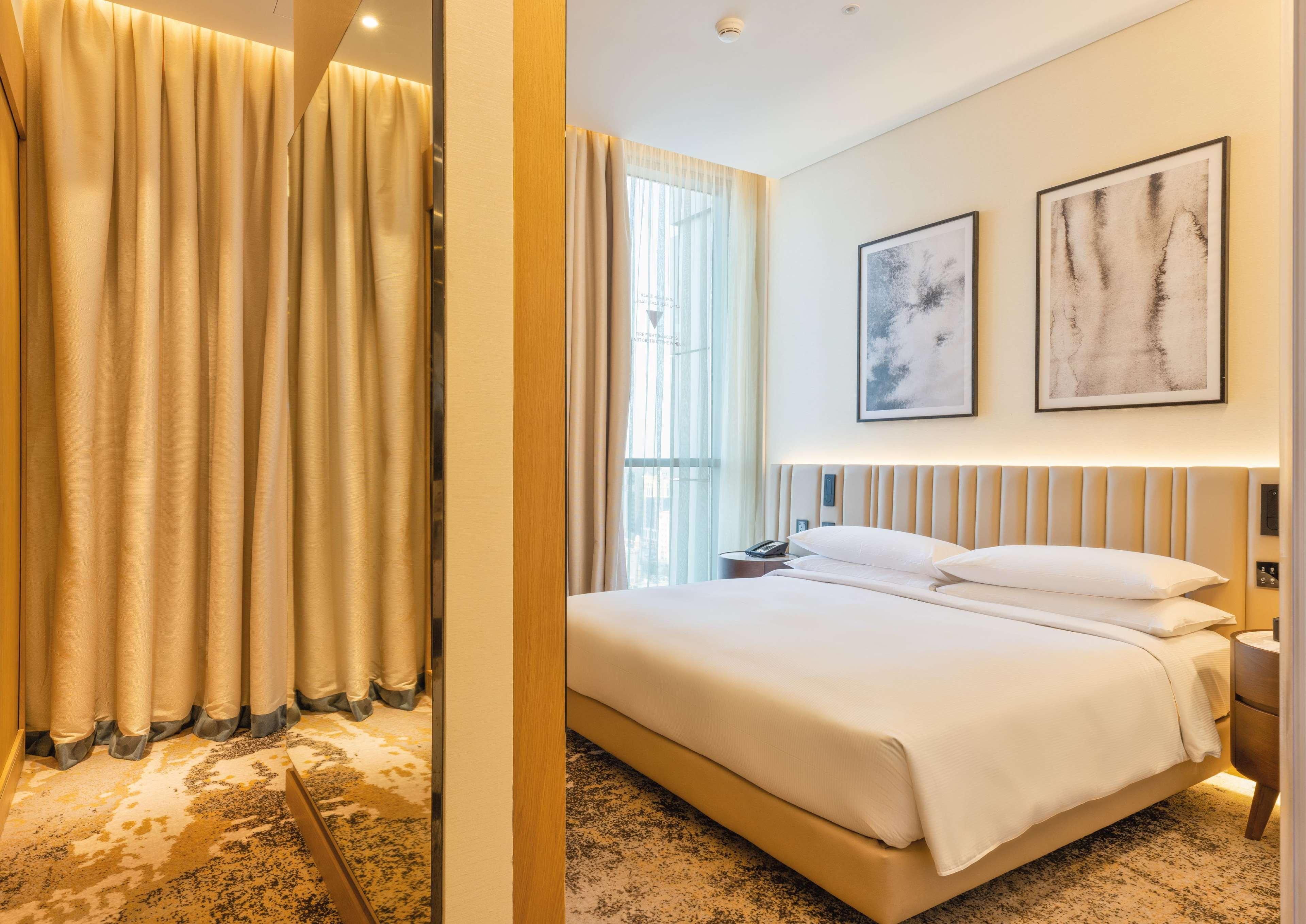 embassy suites by hilton doha old town