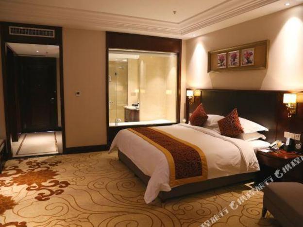 wyndham garden wuhan west