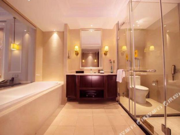 wyndham garden wuhan west