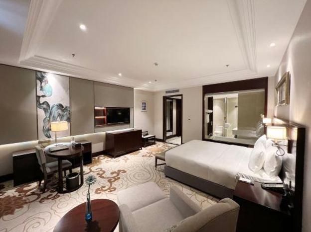 wyndham garden wuhan west