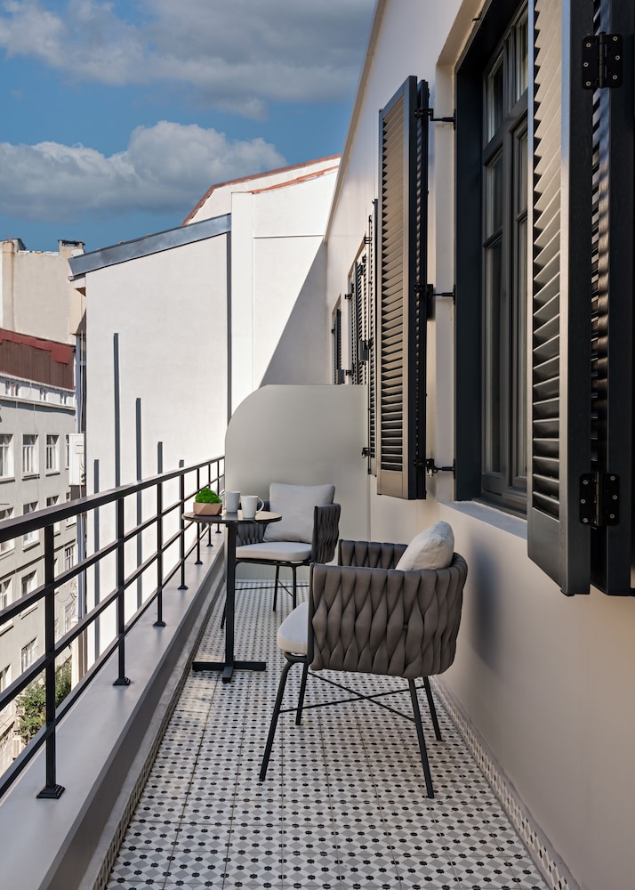 gleam collection hotel