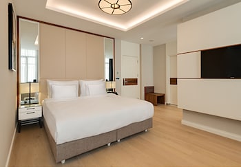 gleam collection hotel