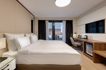 gleam collection hotel