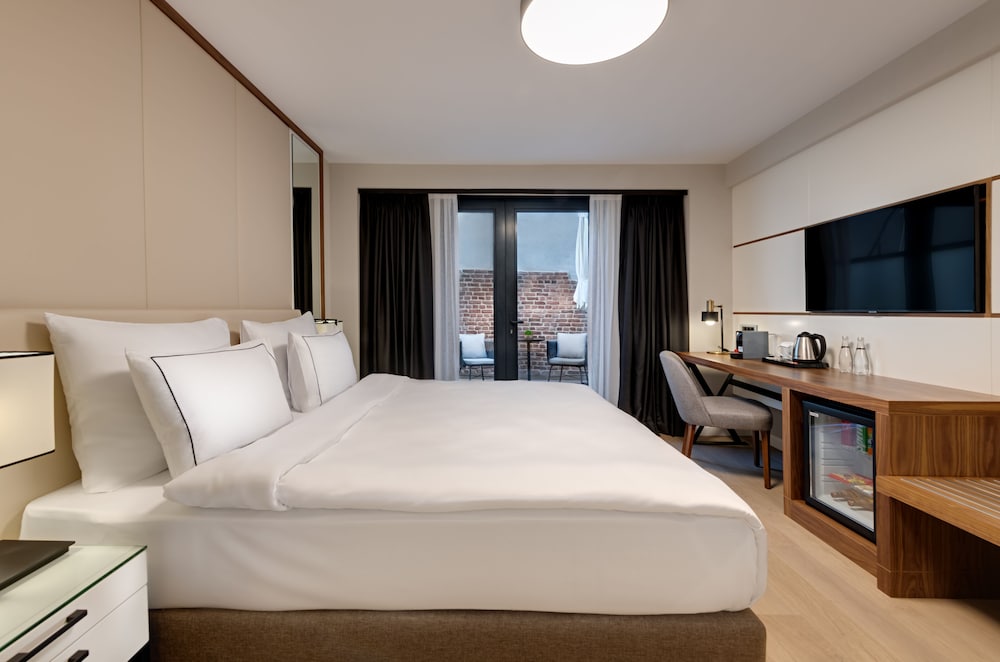 gleam collection hotel