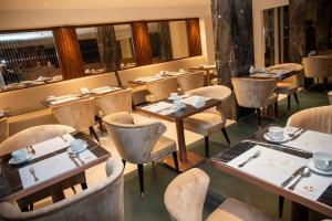 shining star hotel