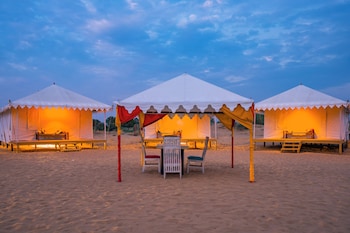 helsinki desert camp