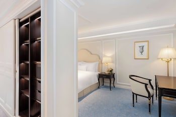 the plaza doha lxr hotels and resorts