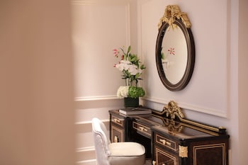 the plaza doha lxr hotels and resorts