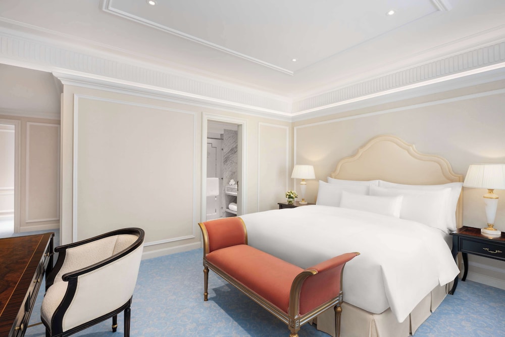 the plaza doha lxr hotels and resorts
