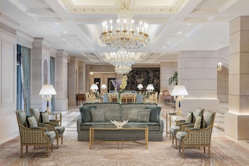 the plaza doha lxr hotels and resorts