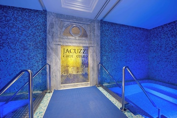 the plaza doha lxr hotels and resorts