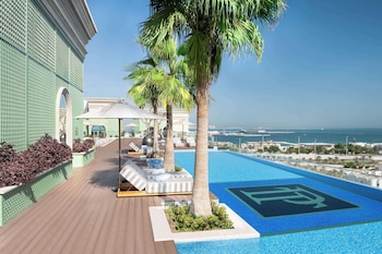 the plaza doha lxr hotels and resorts