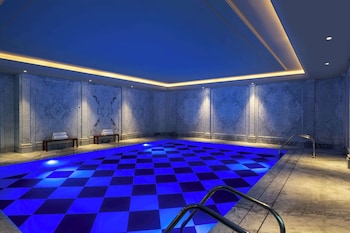 the plaza doha lxr hotels and resorts