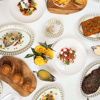 the plaza doha lxr hotels and resorts