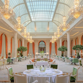 the plaza doha lxr hotels and resorts