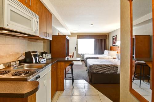 ramada by wyndham ponoka