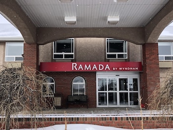 ramada by wyndham ponoka