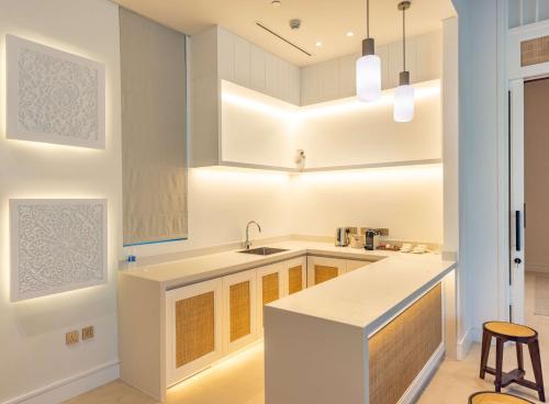 maysan doha lxr hotels and resorts