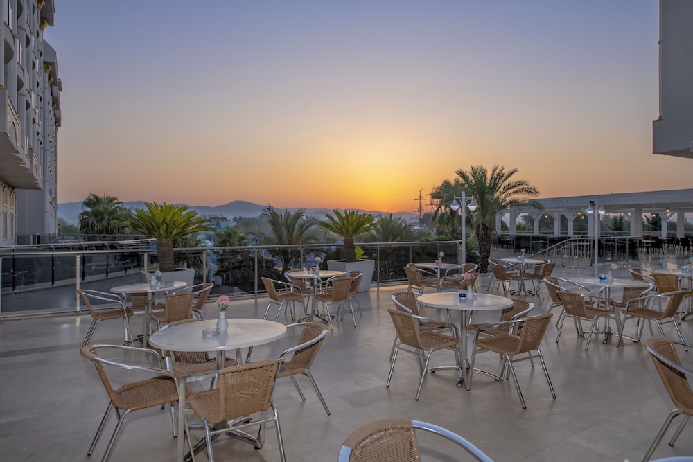 lake river side hotel spa ultra all inclusive