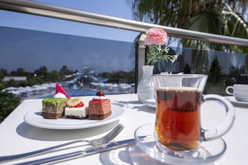 lake river side hotel spa ultra all inclusive