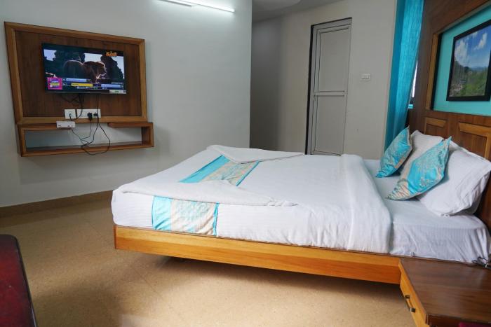 anika palace by pepe inn hotel