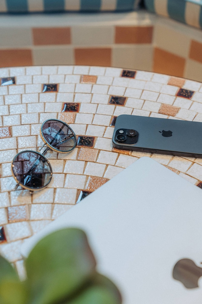 kyriad cannes mandelieu