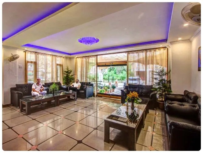 hotel aakash regency