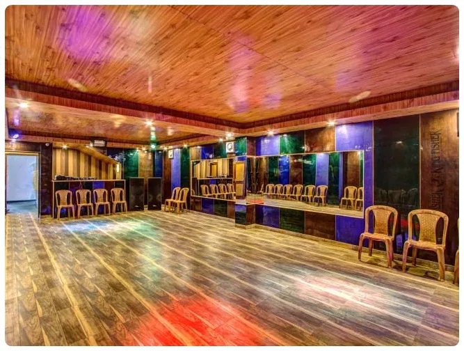 hotel aakash regency