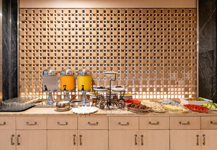 clarion hotel patong phuket