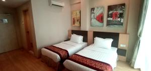 townhouse oak ideals hotel
