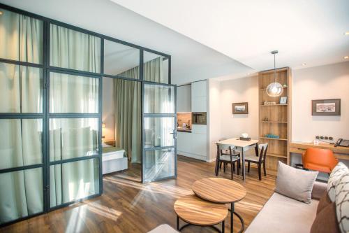 golden horn apart hotel