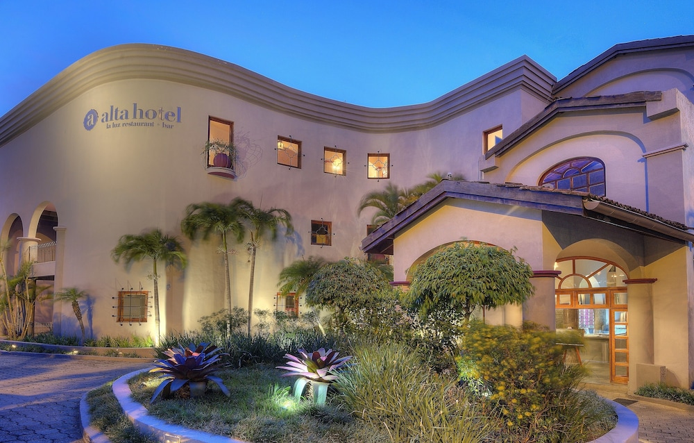 alta las palomas hotel
