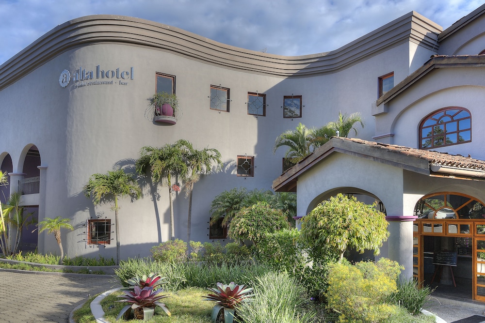 alta las palomas hotel