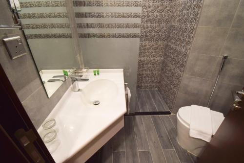 emaar elite hotel